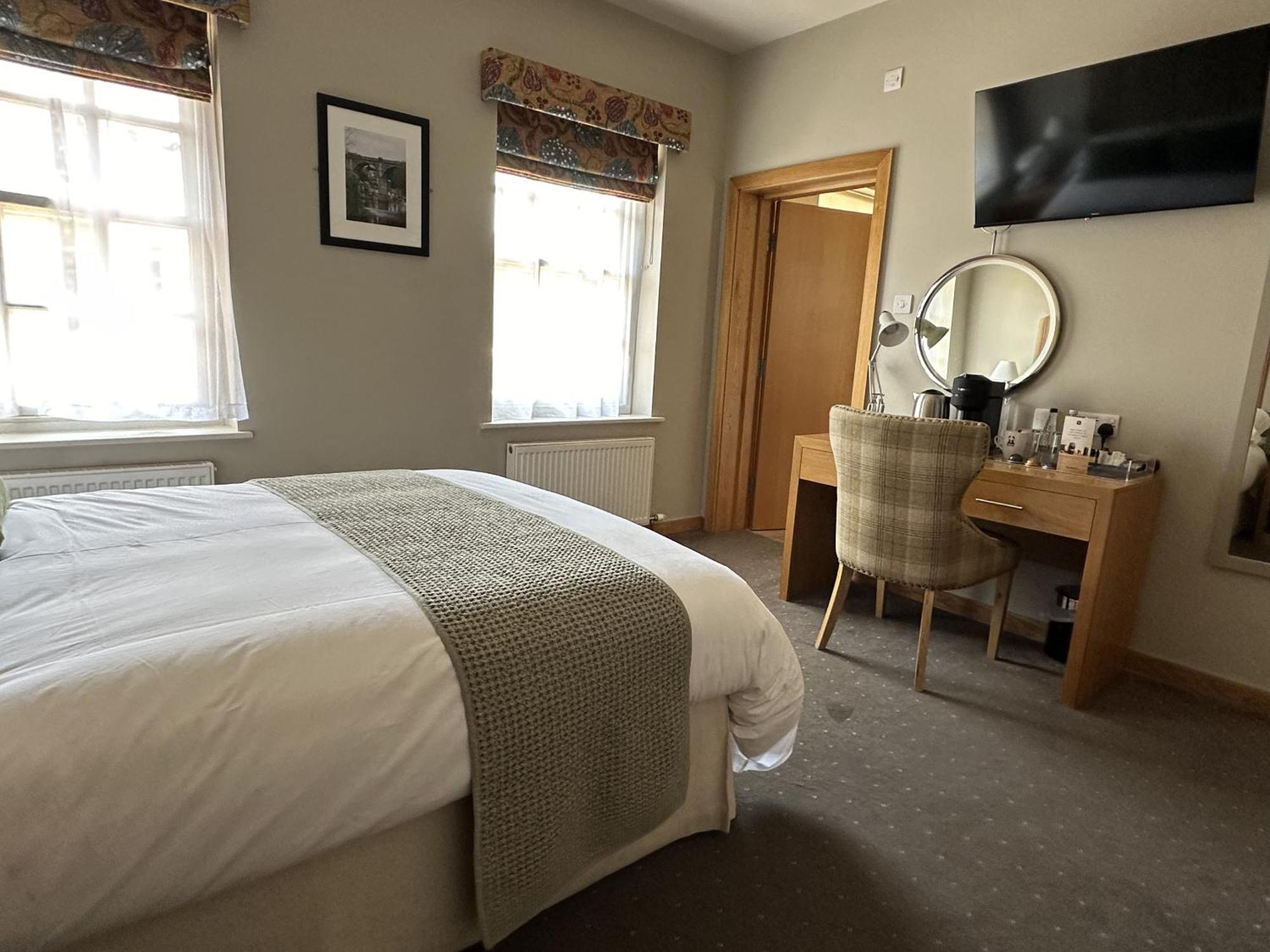 The Mitre Inn Knaresborough Buitenkant foto