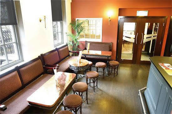 The Mitre Inn Knaresborough Buitenkant foto
